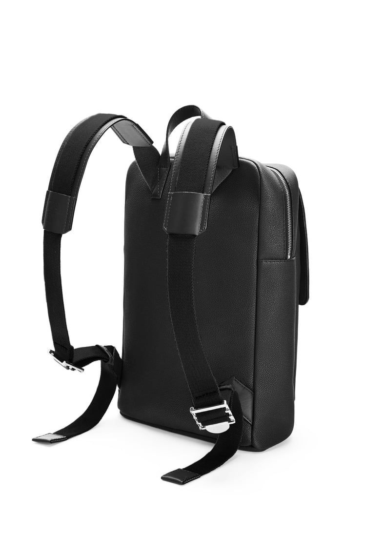Military backpack in soft grained calfskin