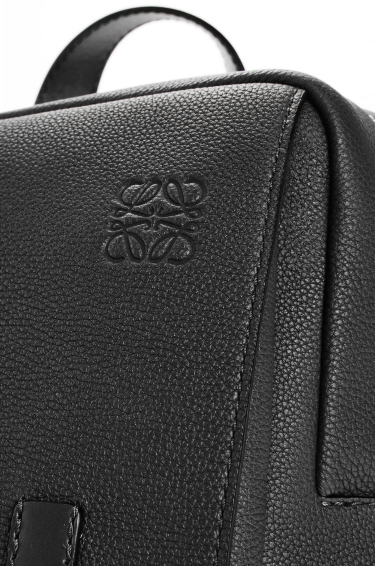 Military backpack in soft grained calfskin