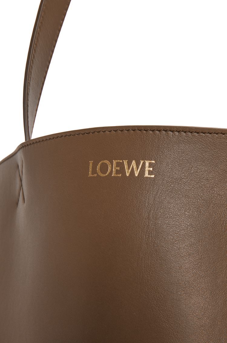 XXL Puzzle Fold Tote in shiny calfskin
