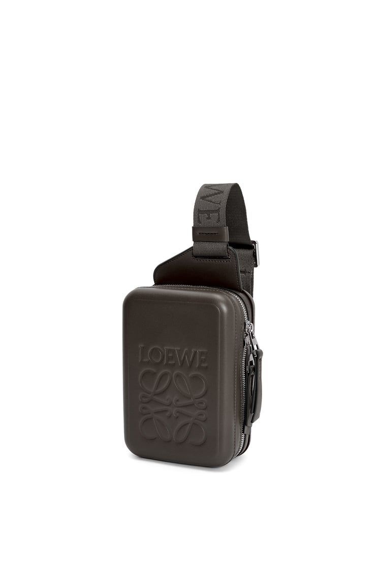 Molded Sling in smooth calfskin