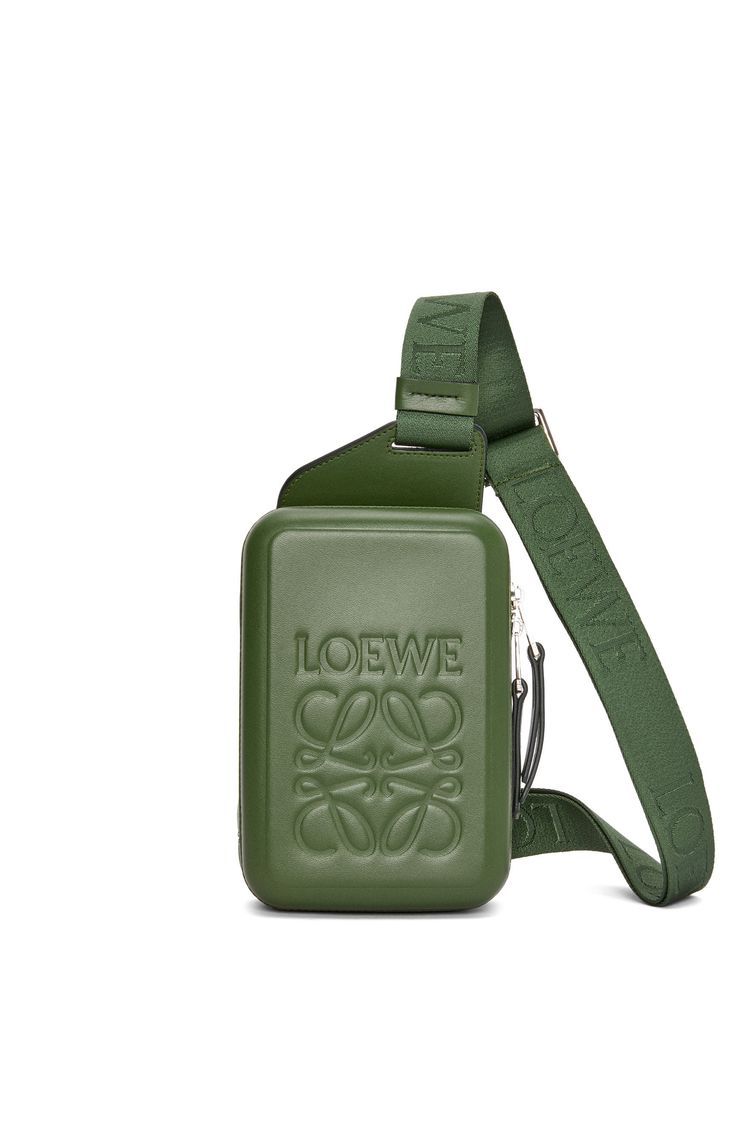 Molded Sling in smooth calfskin