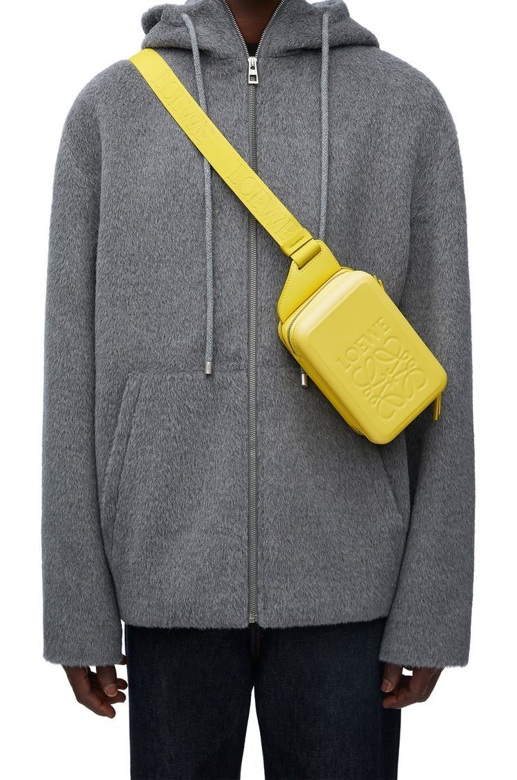 Molded Sling in smooth calfskin