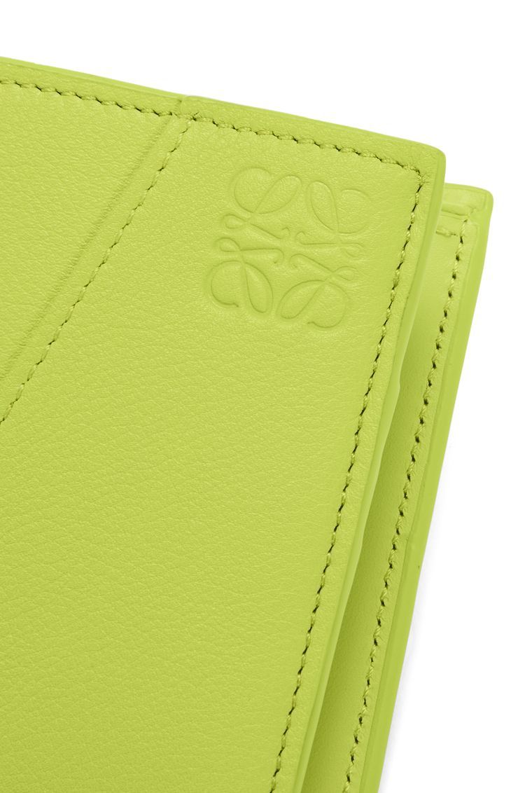 Puzzle bifold coin wallet in classic calfskin