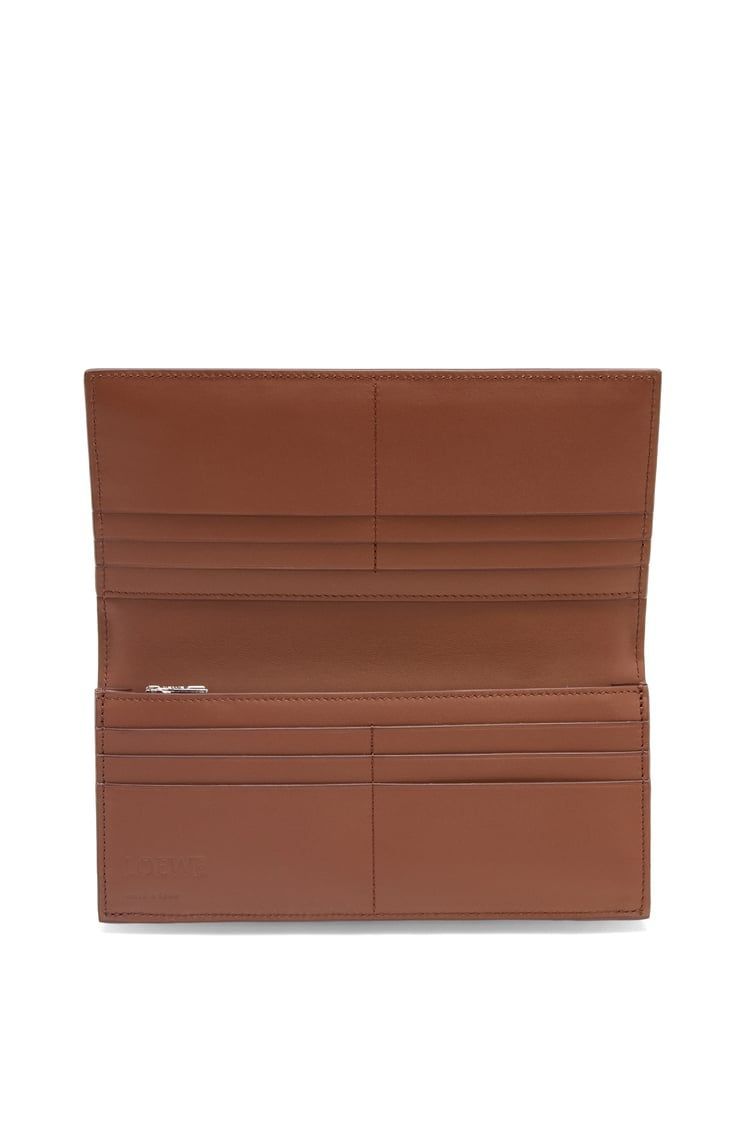 Puzzle long horizontal wallet in classic calfskin
