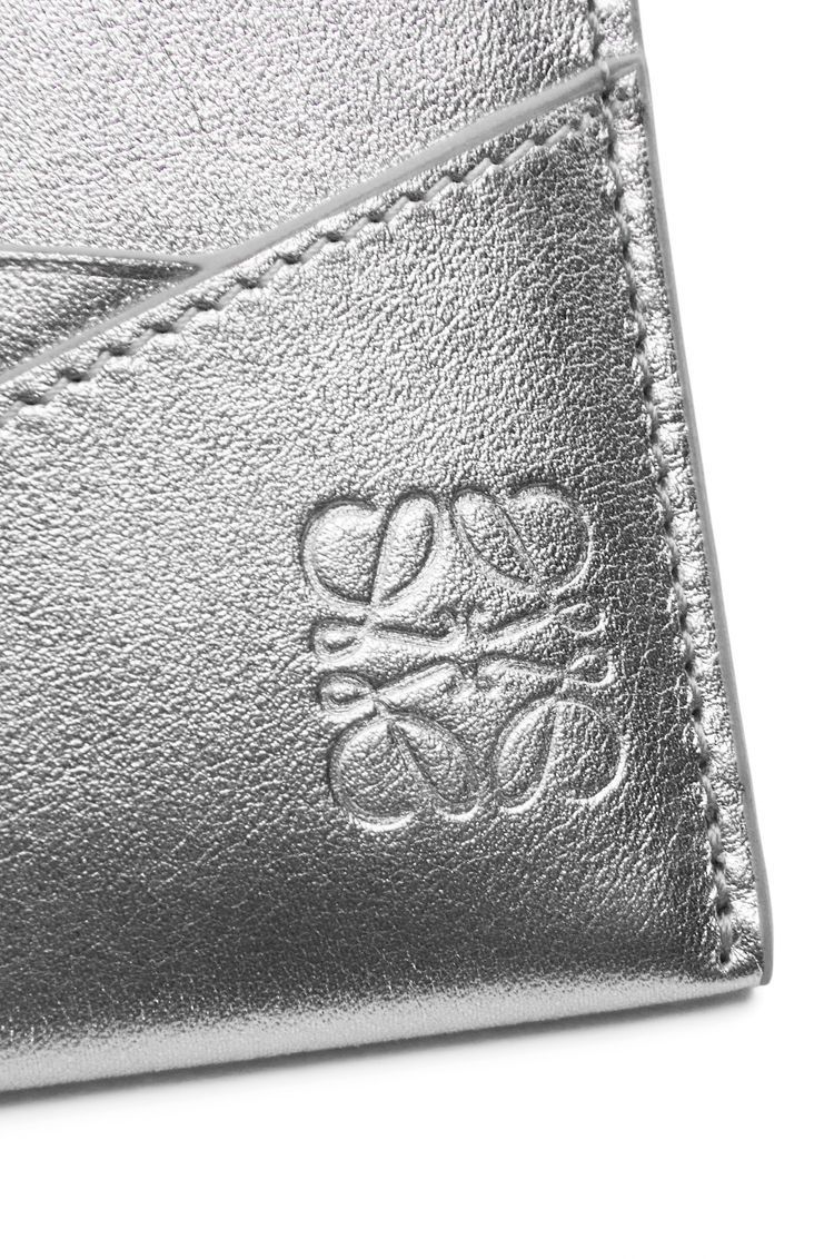Puzzle plain cardholder in metallic calfskin