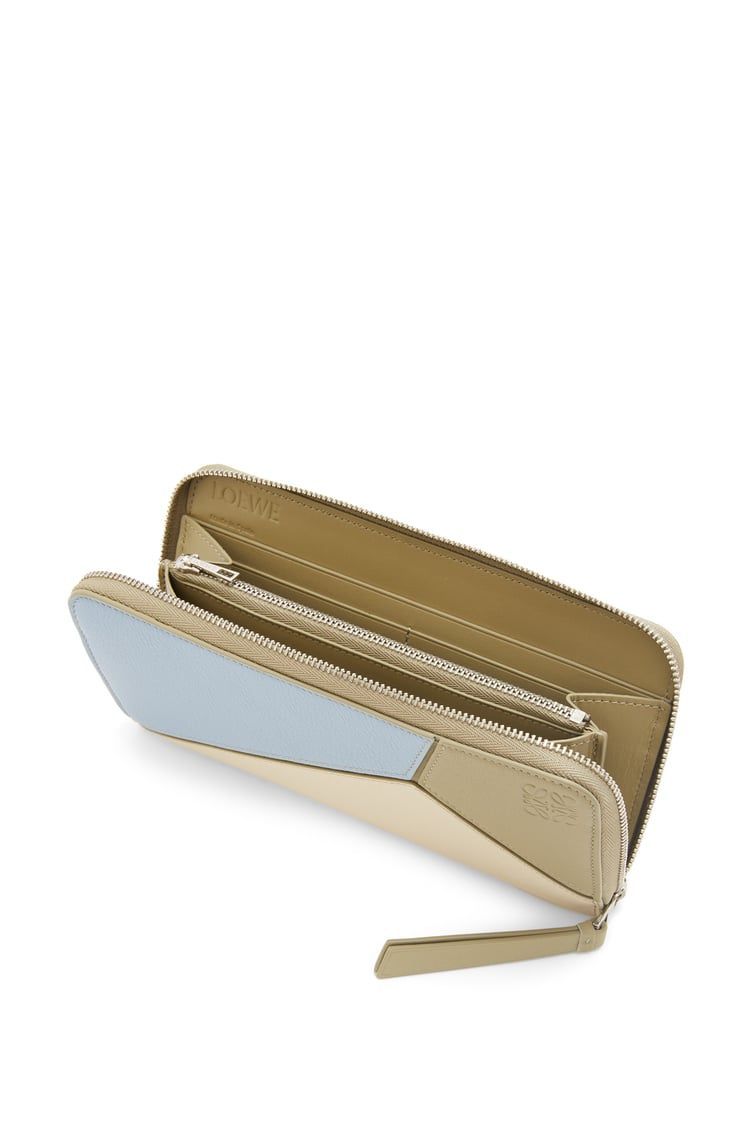 Puzzle zip around wallet in calfskin