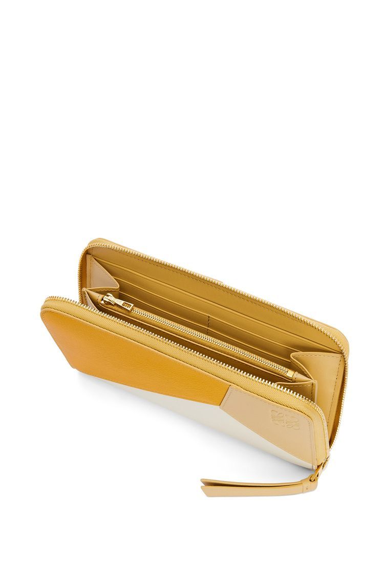 Puzzle zip around wallet in classic calfskin