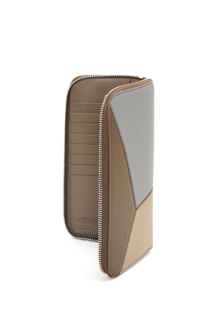 Puzzle zipped open wallet in classic calfskin