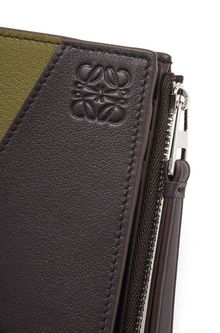 Puzzle slim compact wallet in classic calfskin
