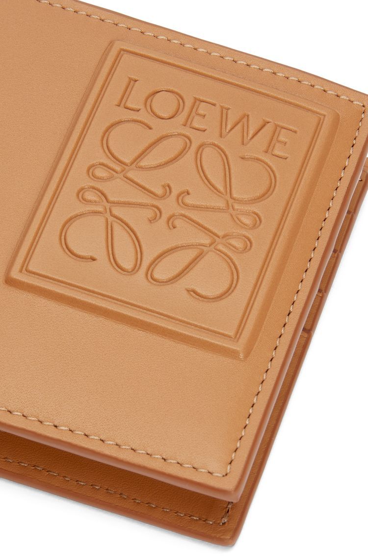 Bifold wallet in satin calfskin
