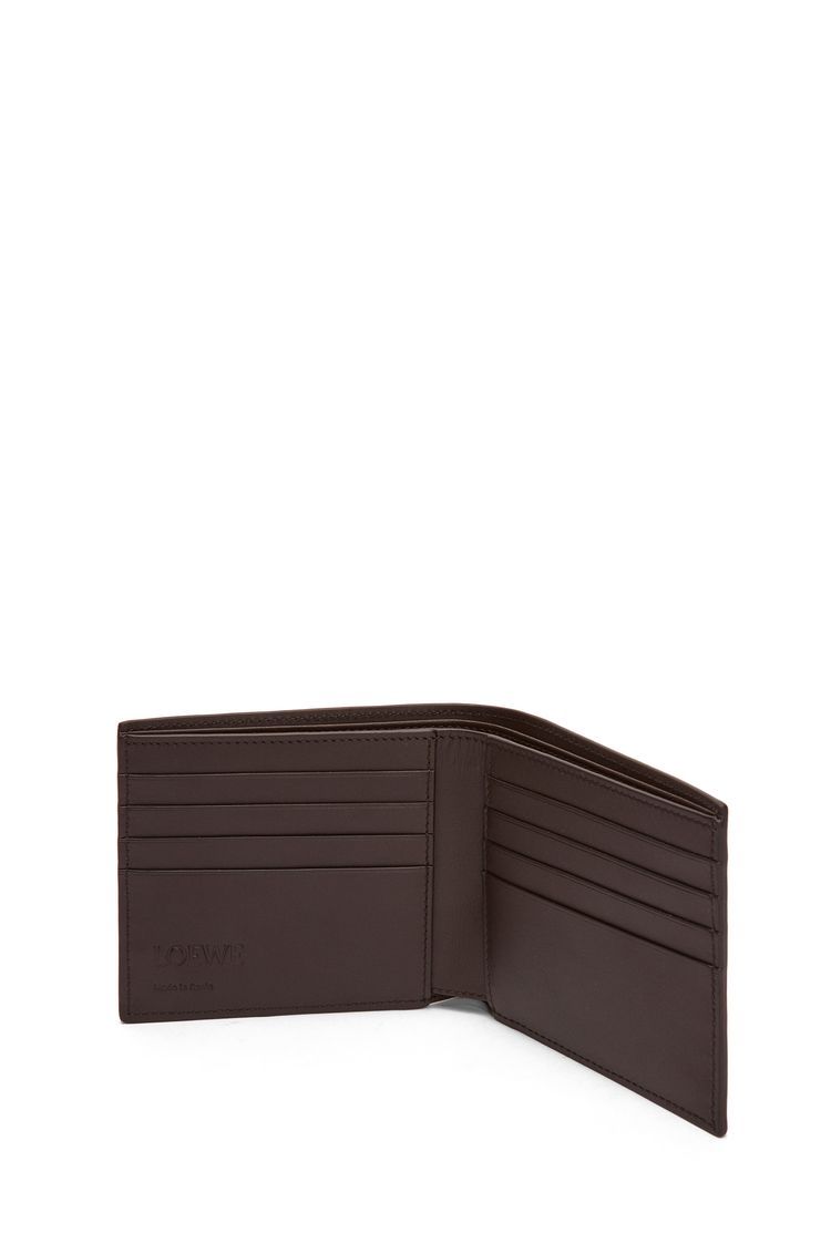 Bifold wallet in satin calfskin