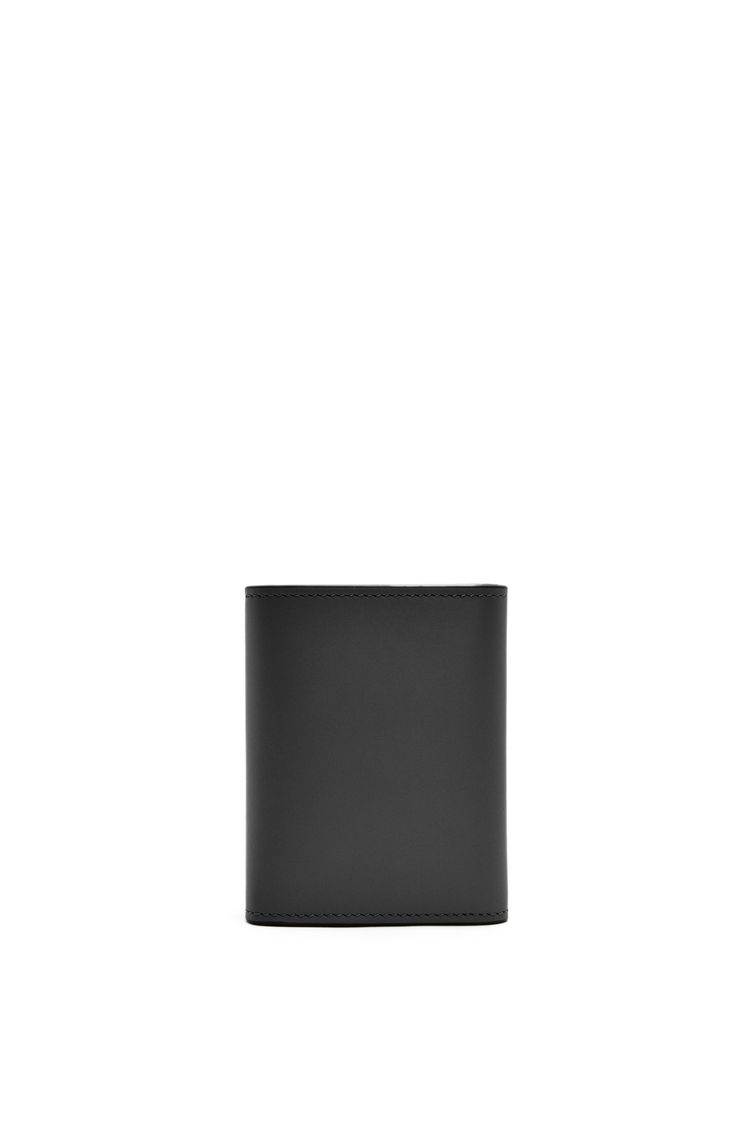 Trifold wallet in satin calfskin