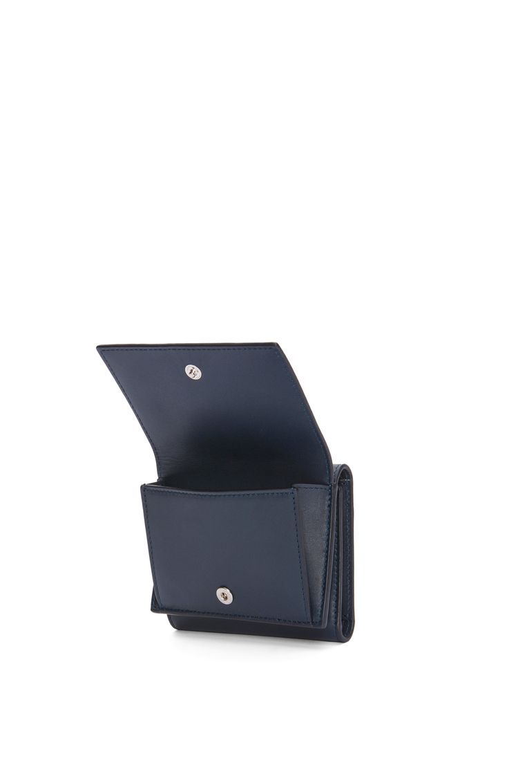 Trifold wallet in satin calfskin