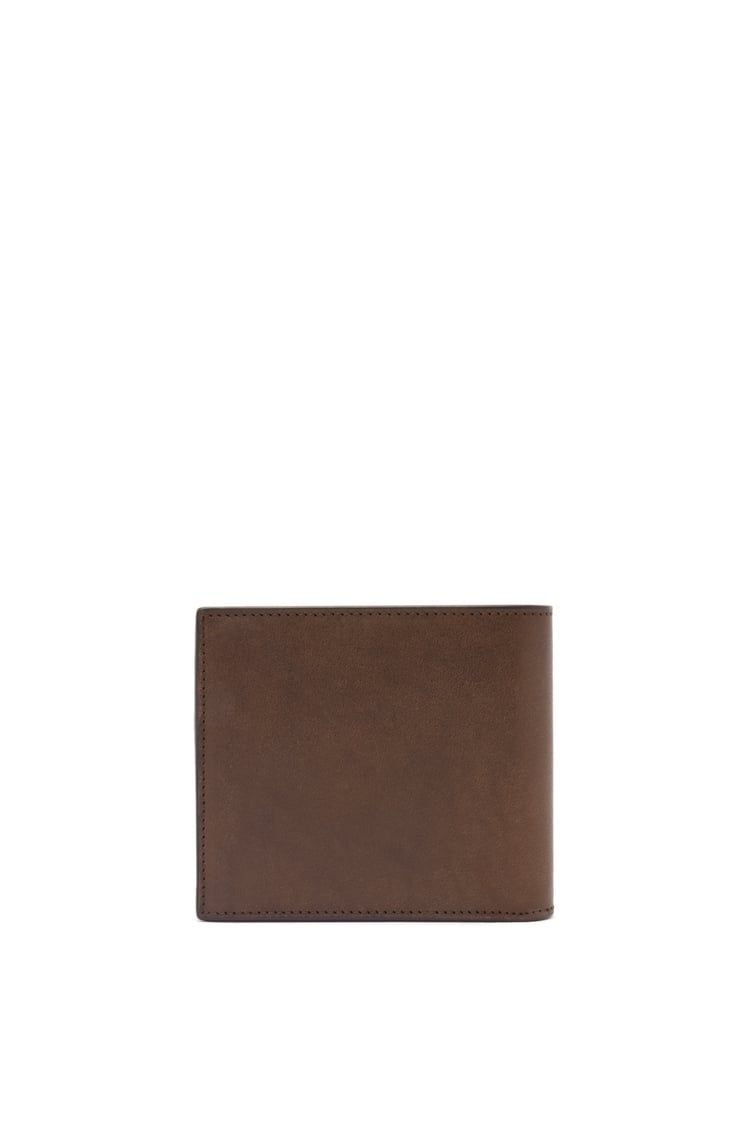 Bifold wallet in vegetable-tanned calfskin