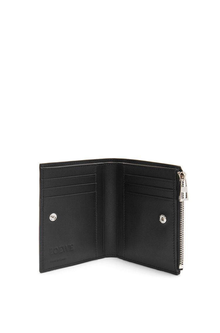 Slim compact wallet in shiny calfskin