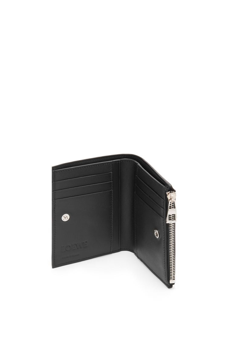 Slim compact wallet in shiny calfskin