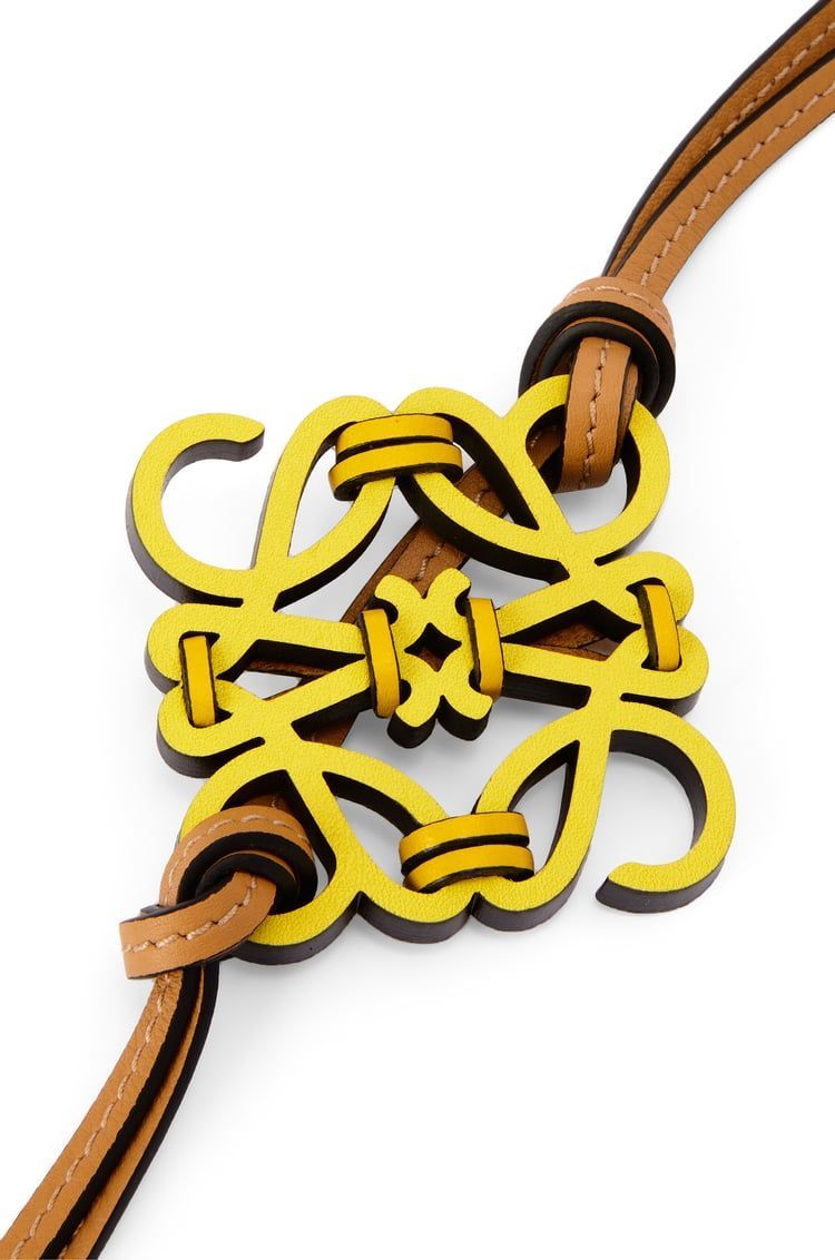 Knotted Anagram charm in calfskin