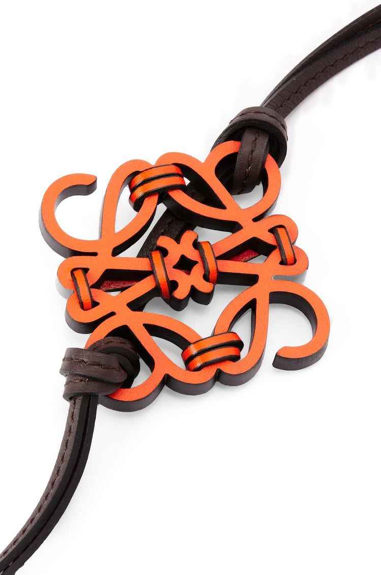 Knotted Anagram charm in calfskin