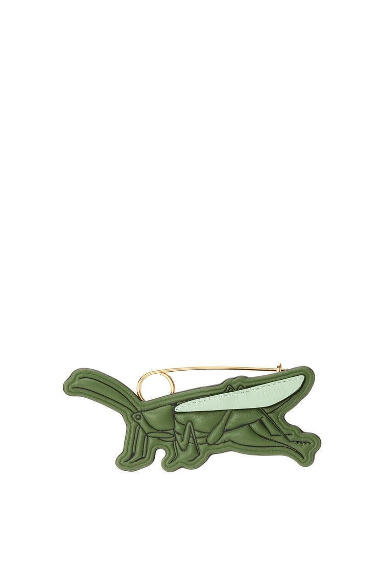 Grasshopper pin charm in calfskin and metal