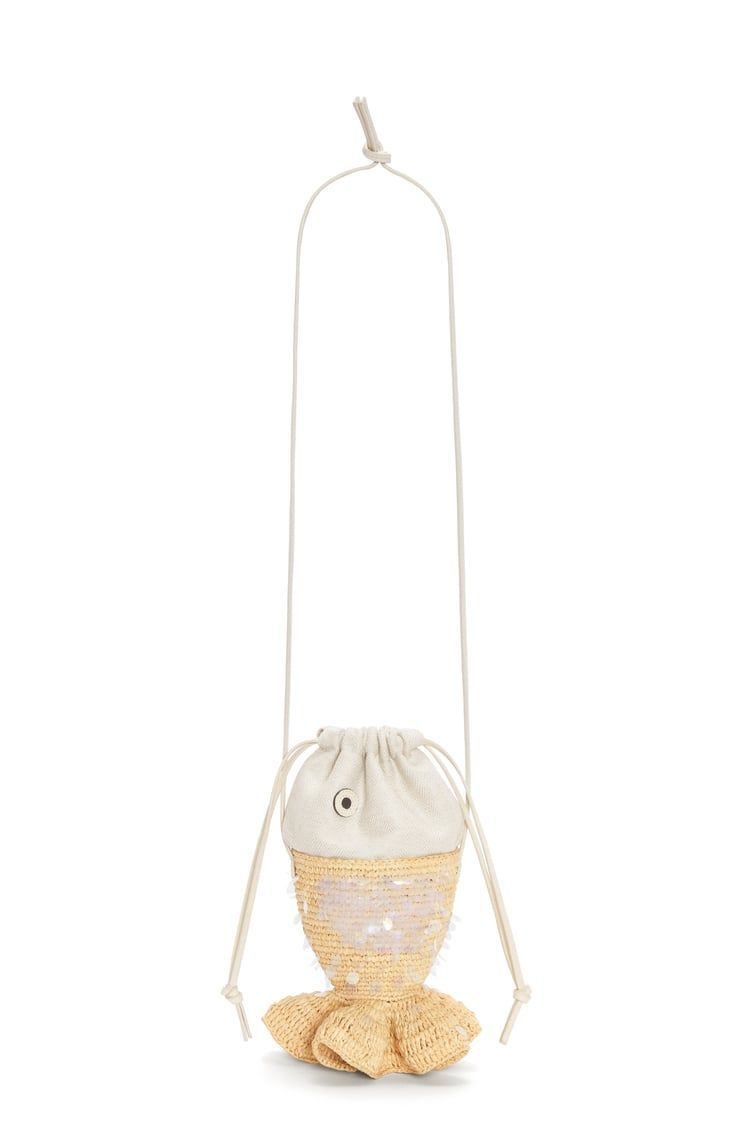 Fish pouch in canvas and raffia