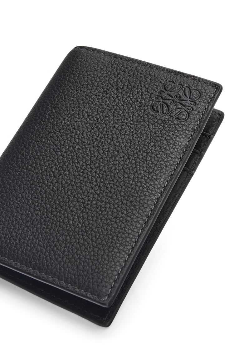 Bifold cardholder in soft grained calfskin
