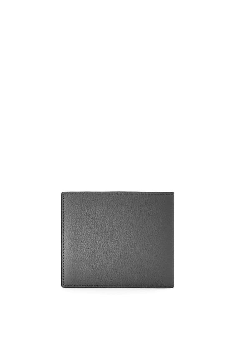 Bifold wallet in soft grained calfskin