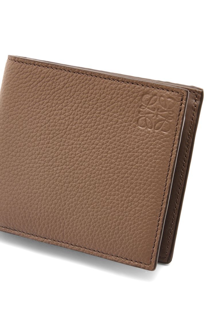 Bifold coin wallet in soft grained calfskin