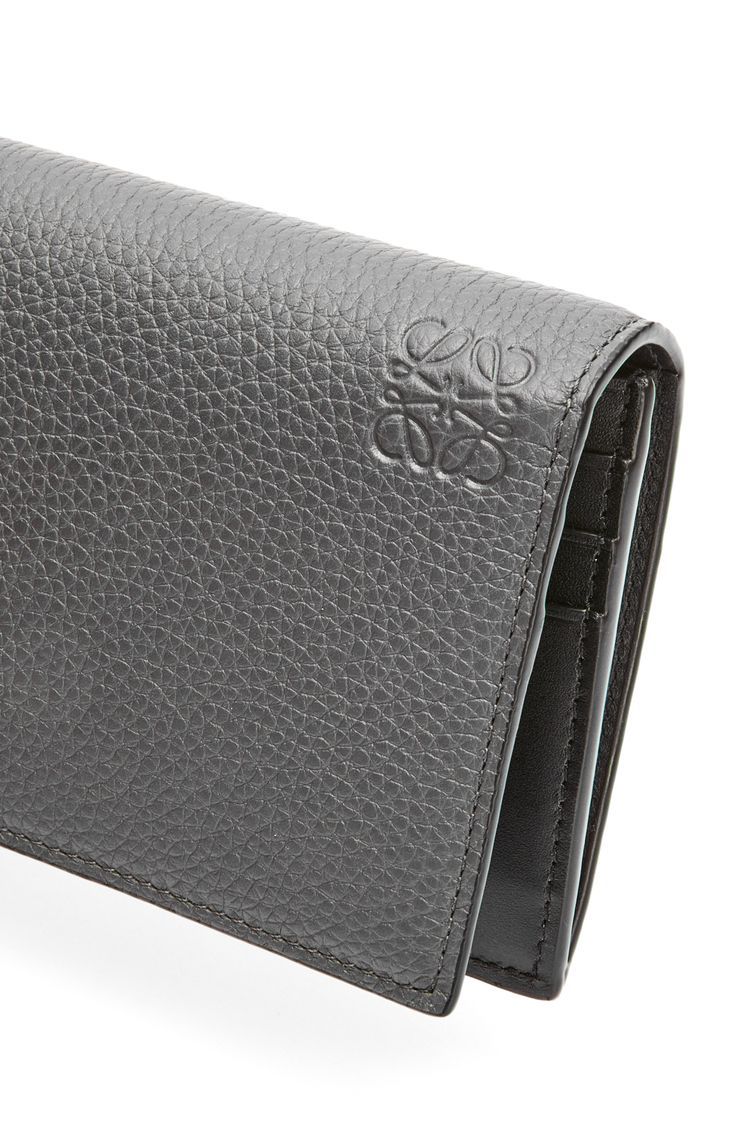 Long horizontal wallet in soft grained calfskin