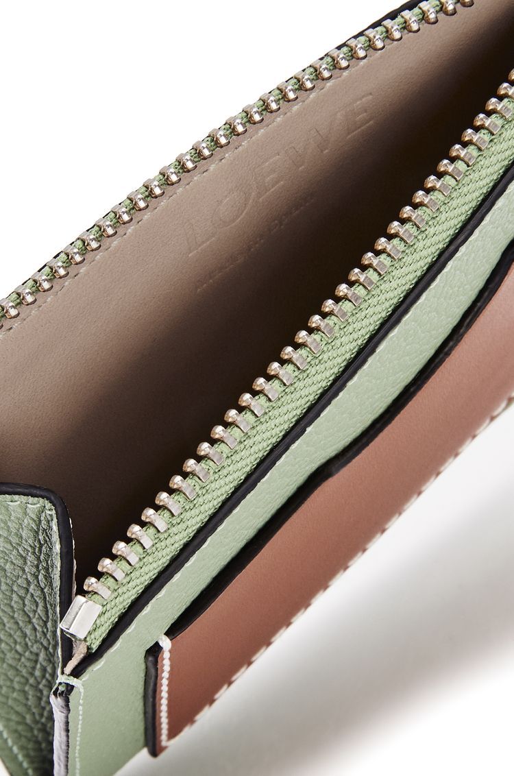 Large coin cardholder in soft grained calfskin