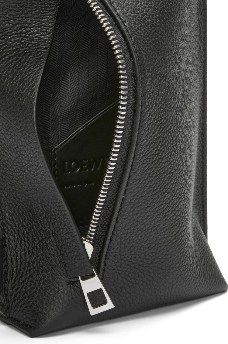 Vertical T Pocket in soft grained calfskin