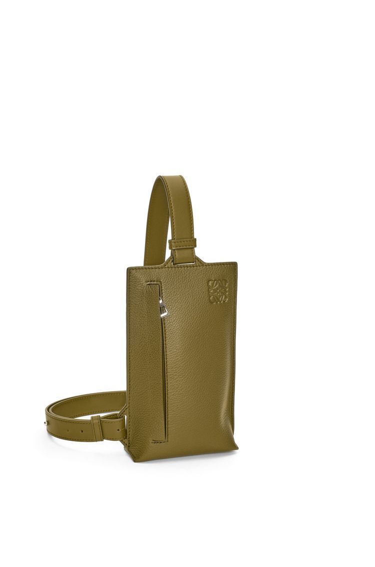 Vertical T Pocket in soft grained calfskin