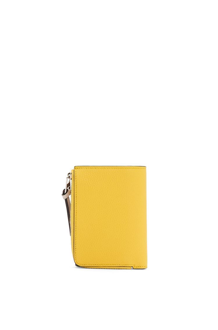 Slim compact wallet in soft grained calfskin