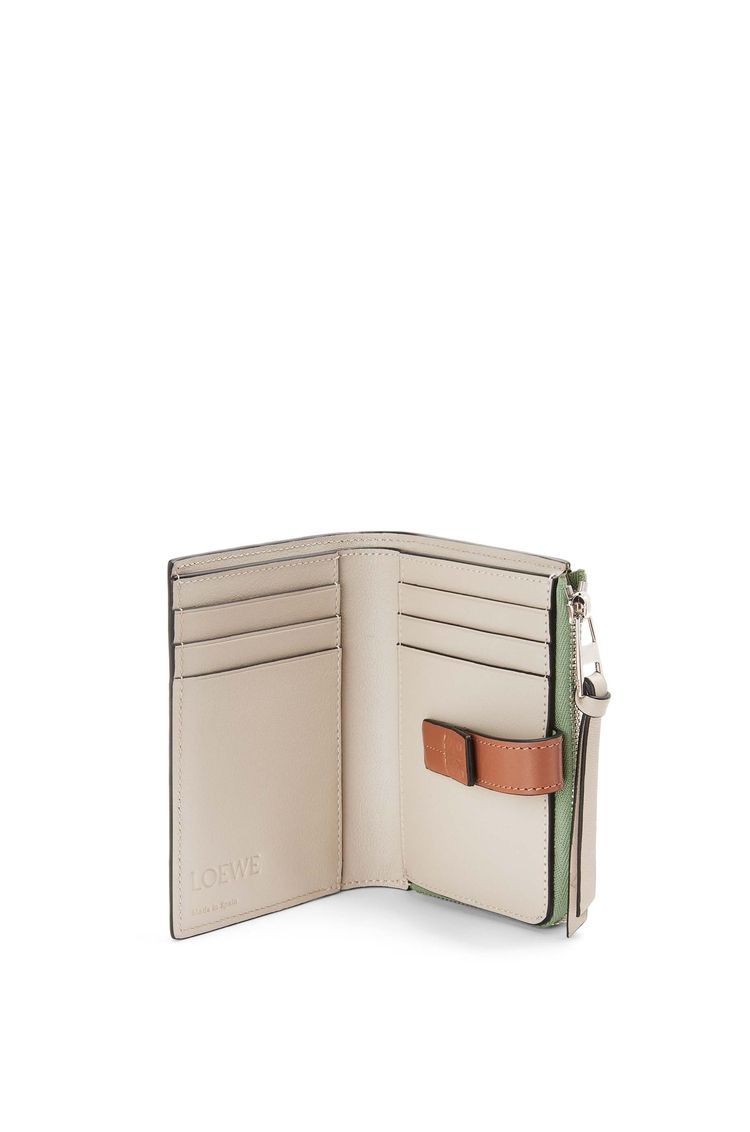 Slim compact wallet in soft grained calfskin