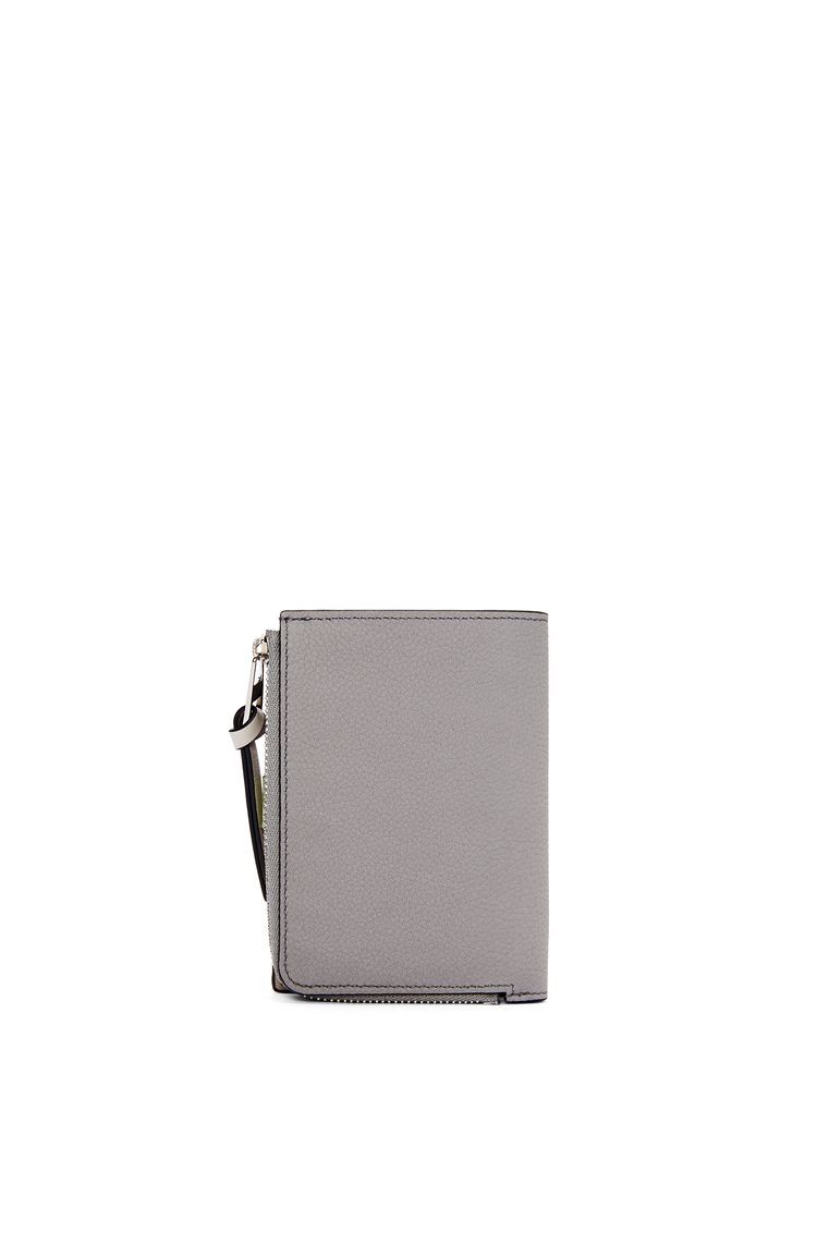 Slim compact wallet in soft grained calfskin