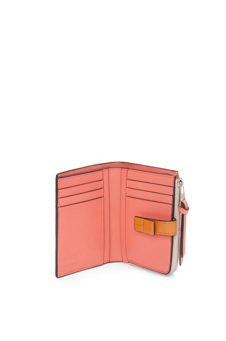 Slim compact wallet in soft grained calfskin
