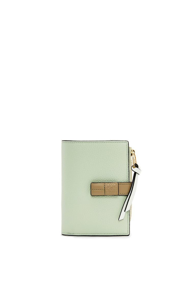 Slim compact wallet in soft grained calfskin