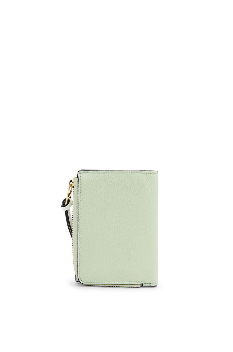 Slim compact wallet in soft grained calfskin