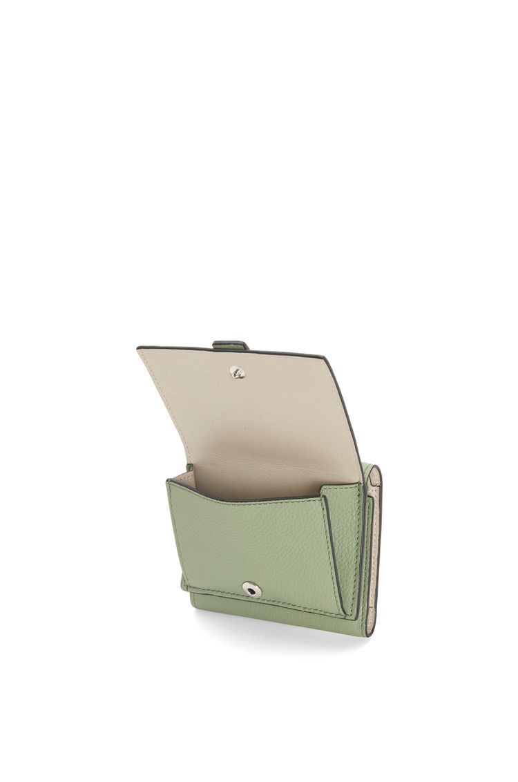 Trifold wallet in soft grained calfskin