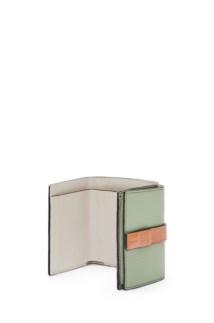 Trifold wallet in soft grained calfskin