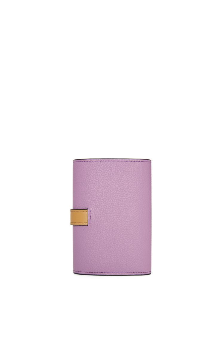 Small vertical wallet in soft grained calfskin