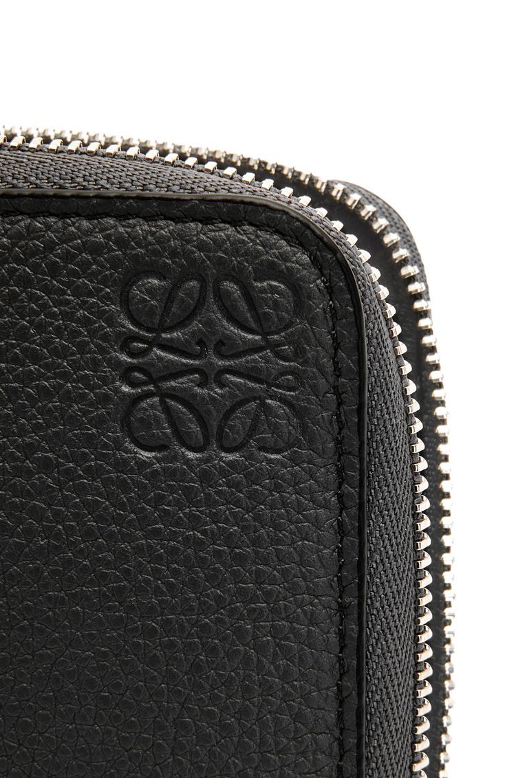 Zip around wallet in soft grained calfskin