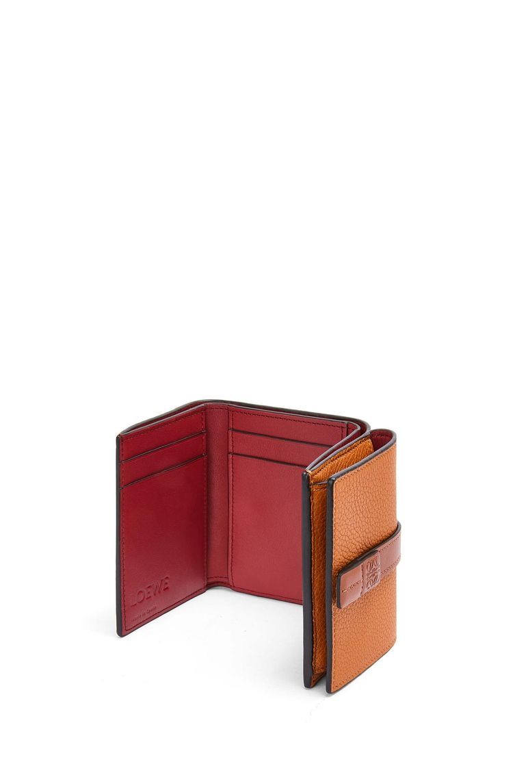 Trifold wallet in soft grained calfskin