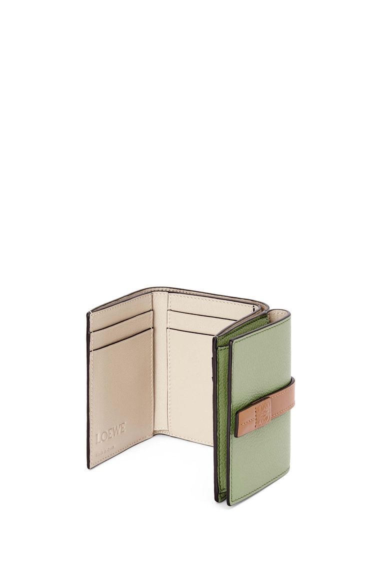 Trifold wallet in soft grained calfskin