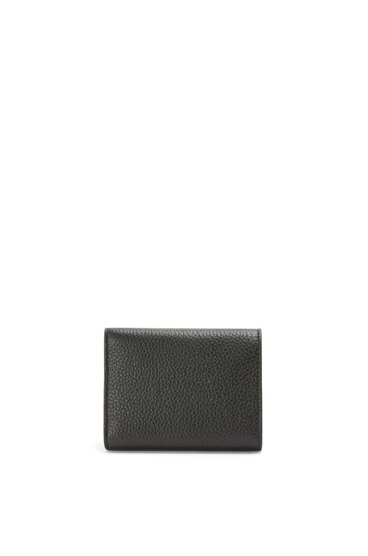 Trifold wallet in soft grained calfskin