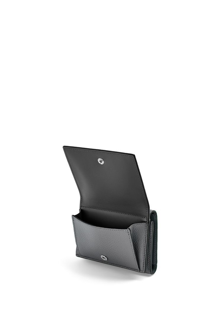 Trifold wallet in soft grained calfskin