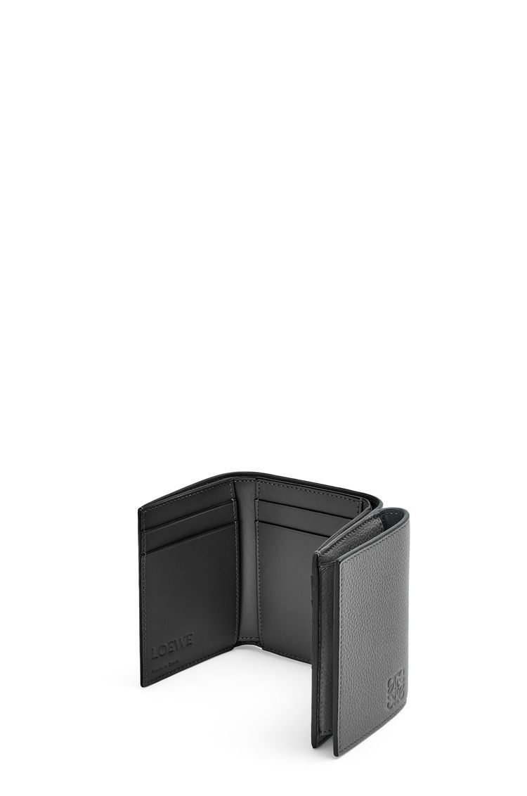 Trifold wallet in soft grained calfskin