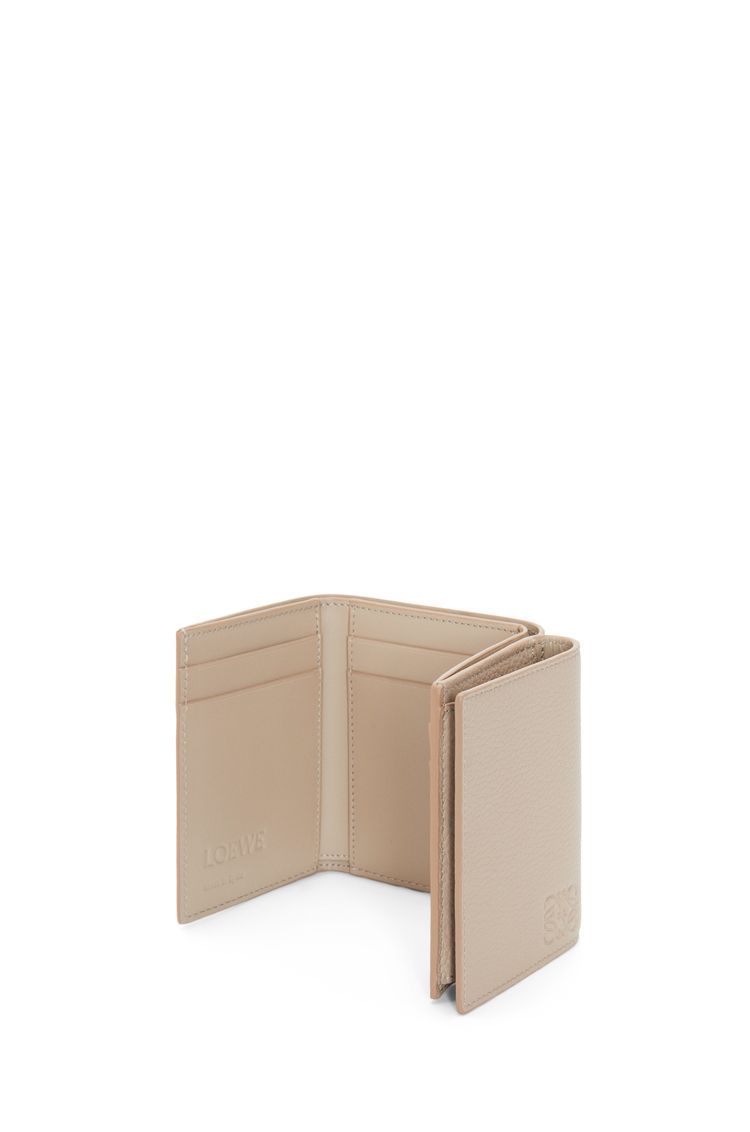 Trifold wallet in soft grained calfskin