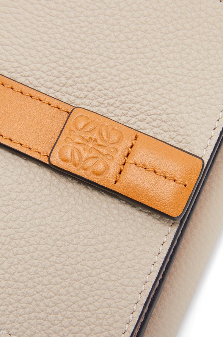 Trifold wallet in soft grained calfskin