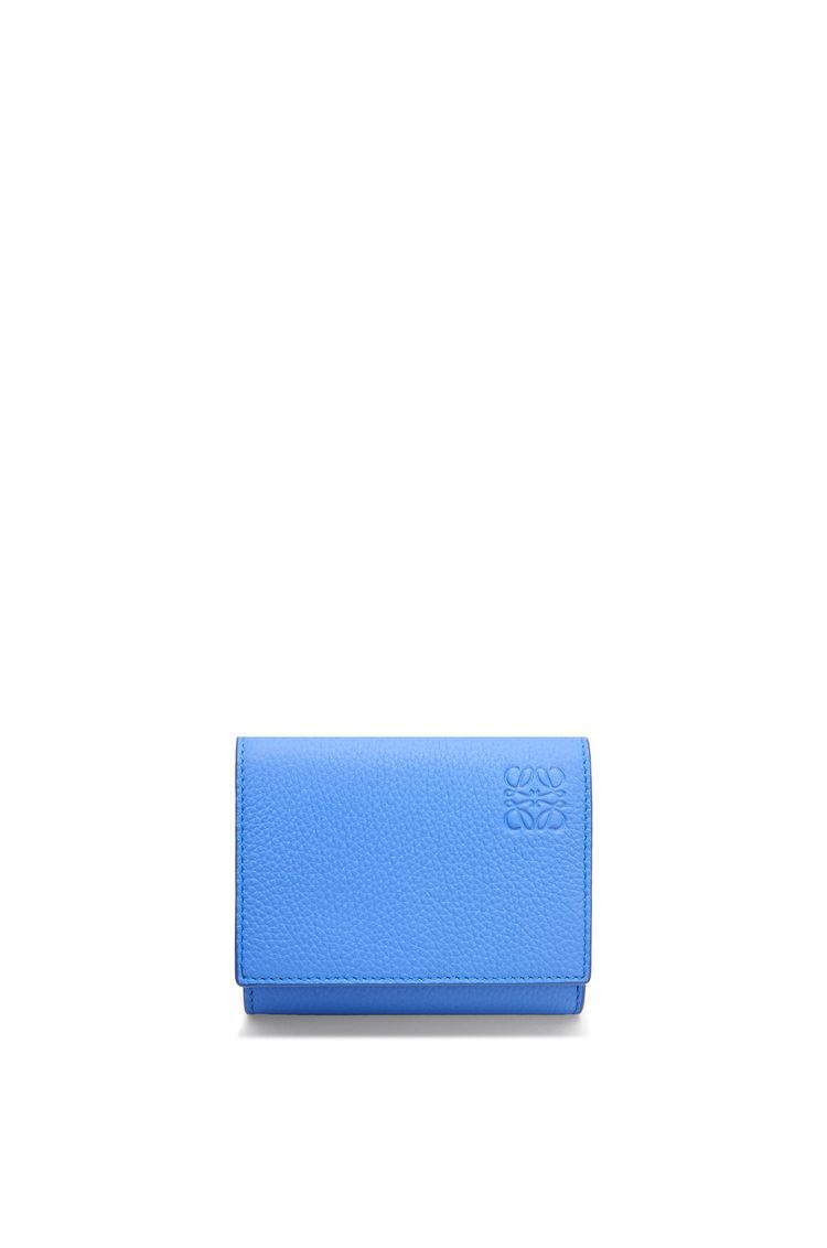 Trifold wallet in soft grained calfskin