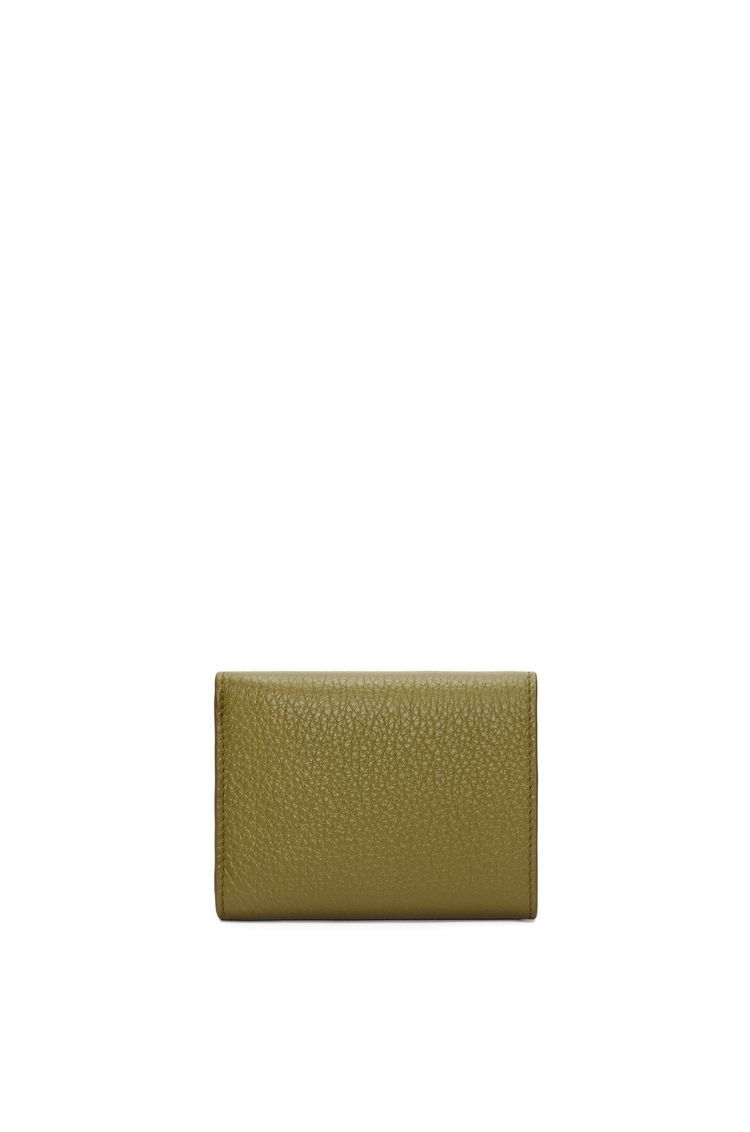 Trifold wallet in soft grained calfskin